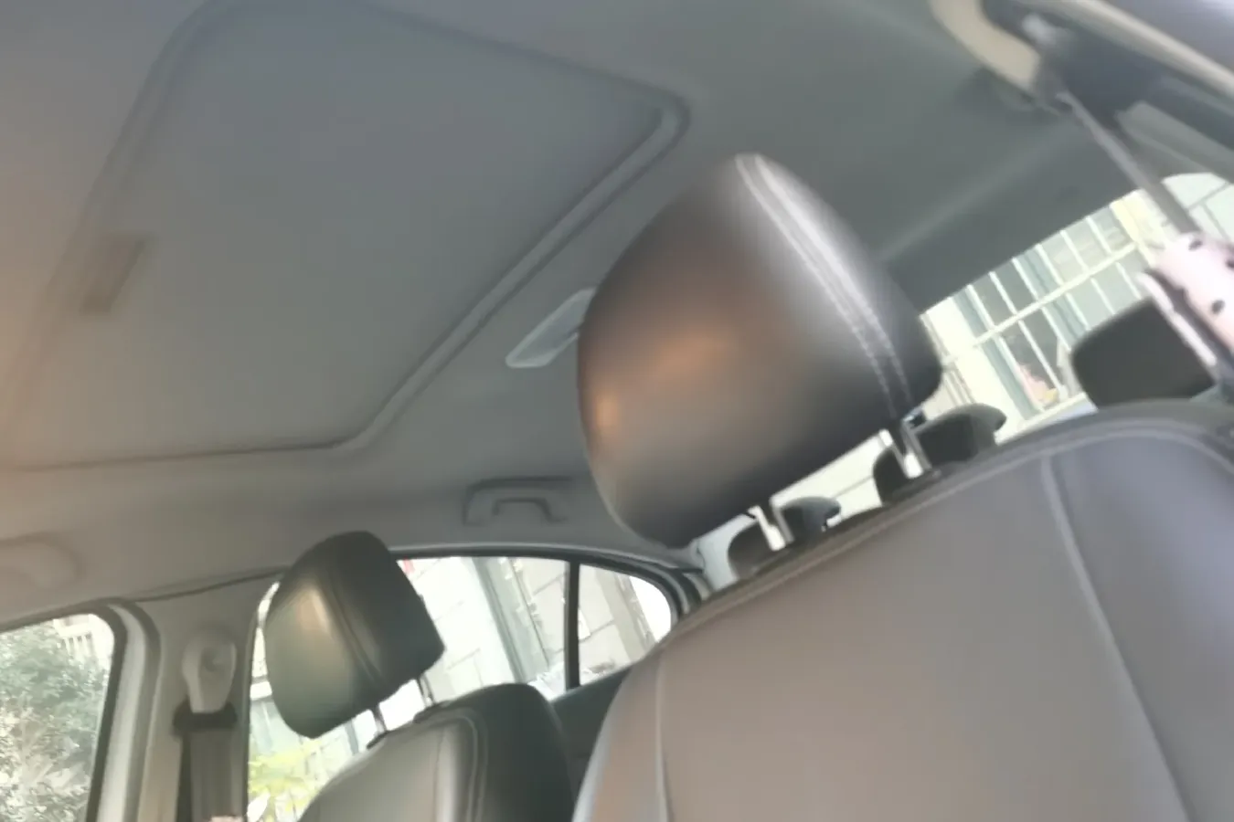 2013 Renault  Fluence 2.0L 137HP L4 CVT,autocango,china used car exporter,china ev exporter,chinese used car exporter,chinese used ev exporter