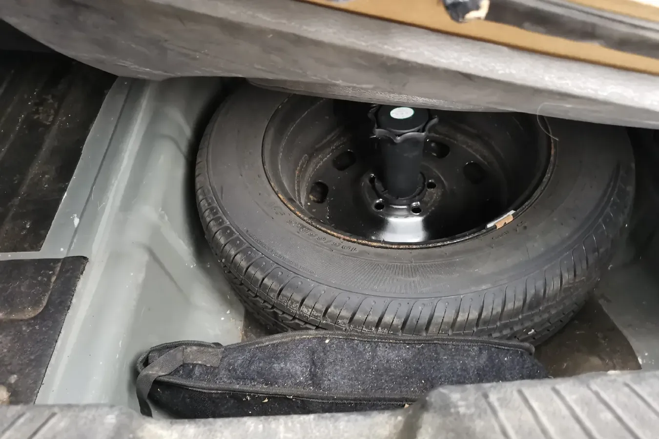 2011 Brilliance Auto H530 1.6L 118HP L4 5MT,autocango,china used car exporter,china ev exporter,chinese used car exporter,chinese used ev exporter