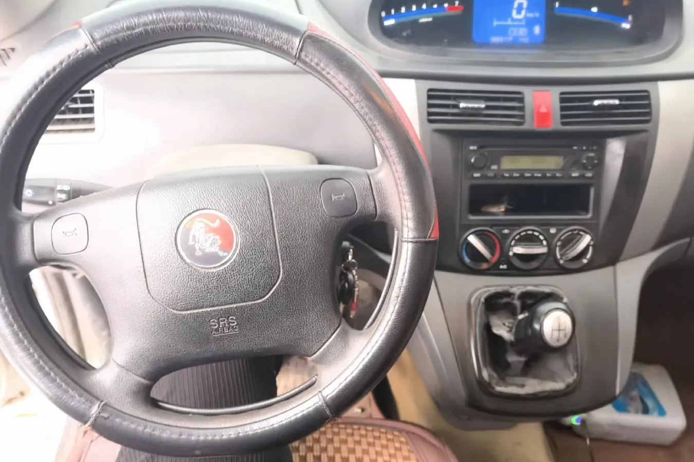 2011 DongFeng Forthing Joyear 1.5L 120HP L4 5MT,autocango,china used car exporter,china ev exporter,chinese used car exporter,chinese used ev exporter