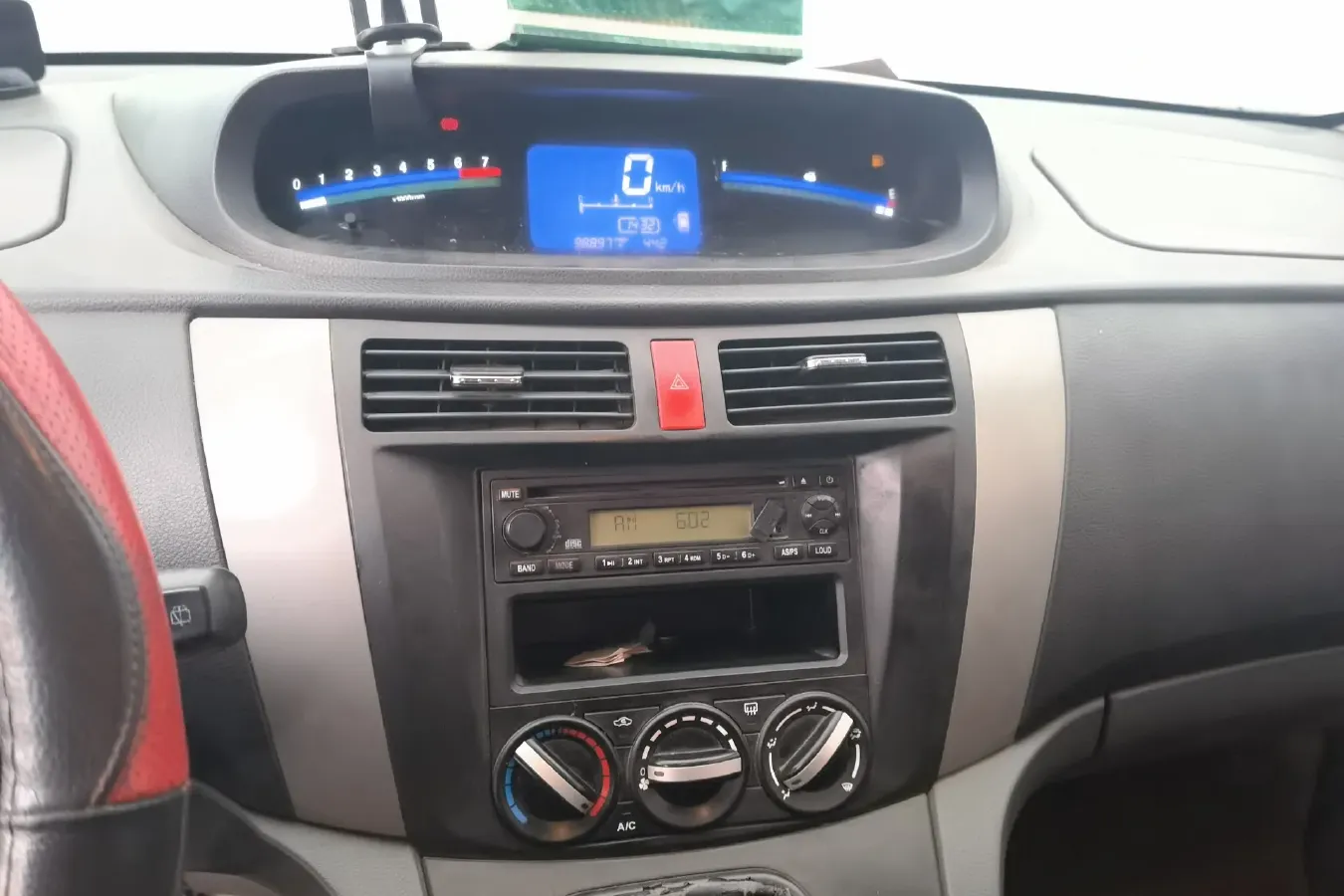 2011 DongFeng Forthing Joyear 1.5L 120HP L4 5MT,autocango,china used car exporter,china ev exporter,chinese used car exporter,chinese used ev exporter