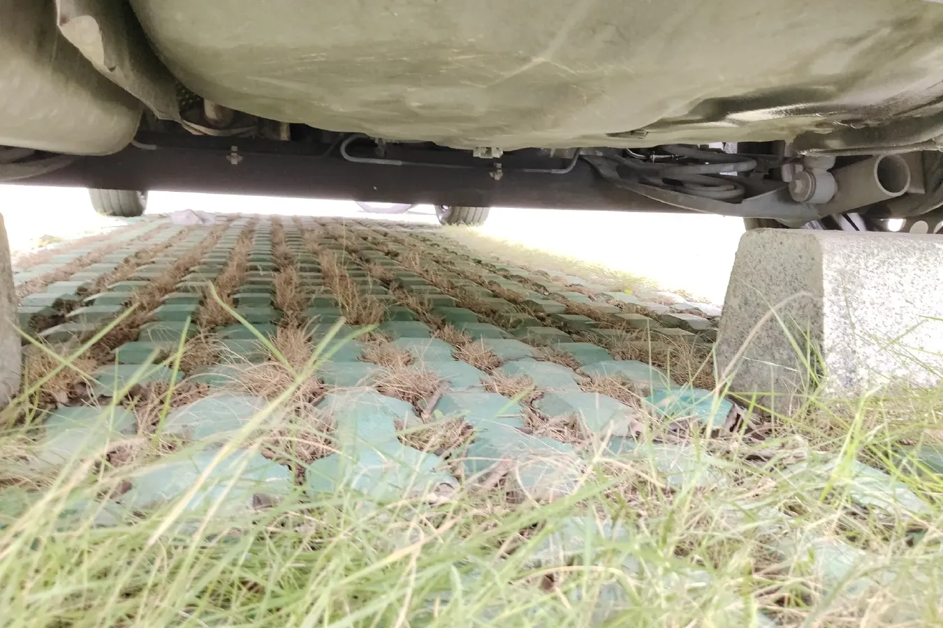 2015 Venucia R50 1.6L 117HP L4 5MT,autocango,china used car exporter,china ev exporter,chinese used car exporter,chinese used ev exporter