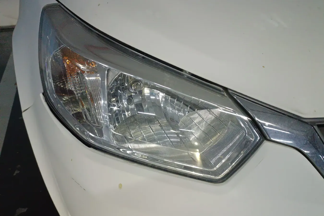 2013 Venucia R50 1.6L 117HP L4 4AT,autocango,china used car exporter,china ev exporter,chinese used car exporter,chinese used ev exporter