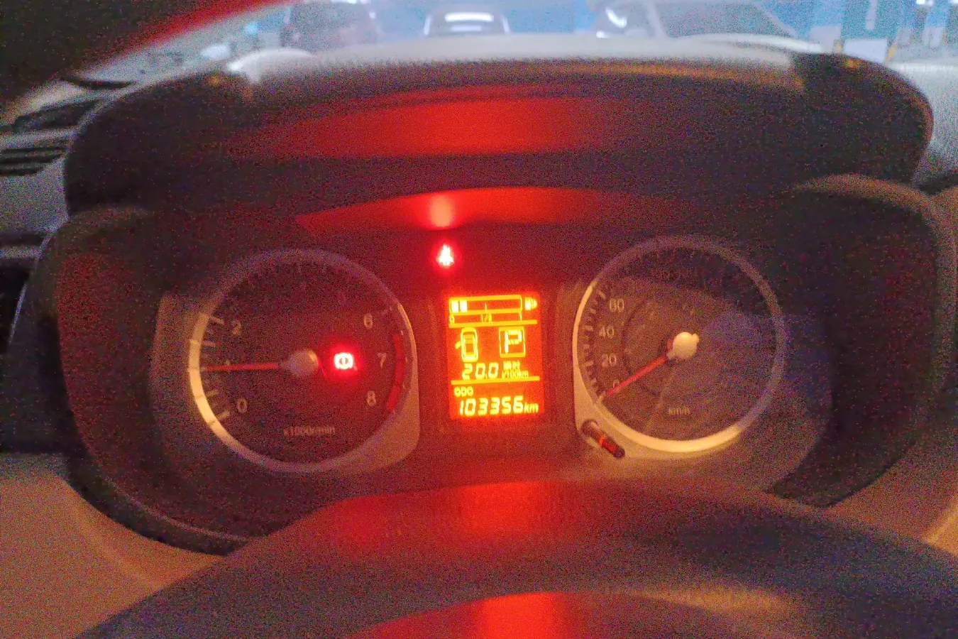 2013 Venucia R50 1.6L 117HP L4 4AT,autocango,china used car exporter,china ev exporter,chinese used car exporter,chinese used ev exporter