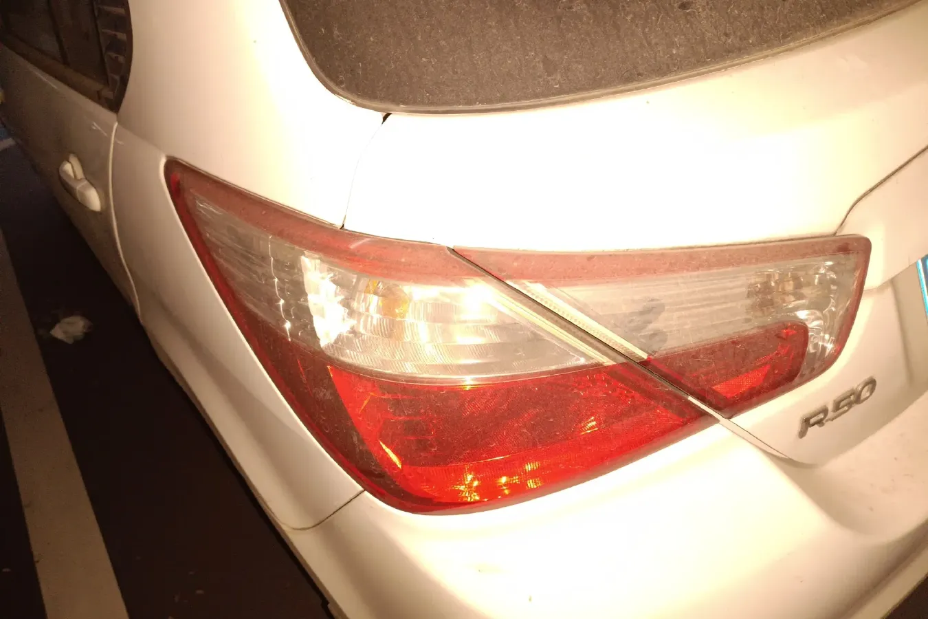 2013 Venucia R50 1.6L 117HP L4 4AT,autocango,china used car exporter,china ev exporter,chinese used car exporter,chinese used ev exporter