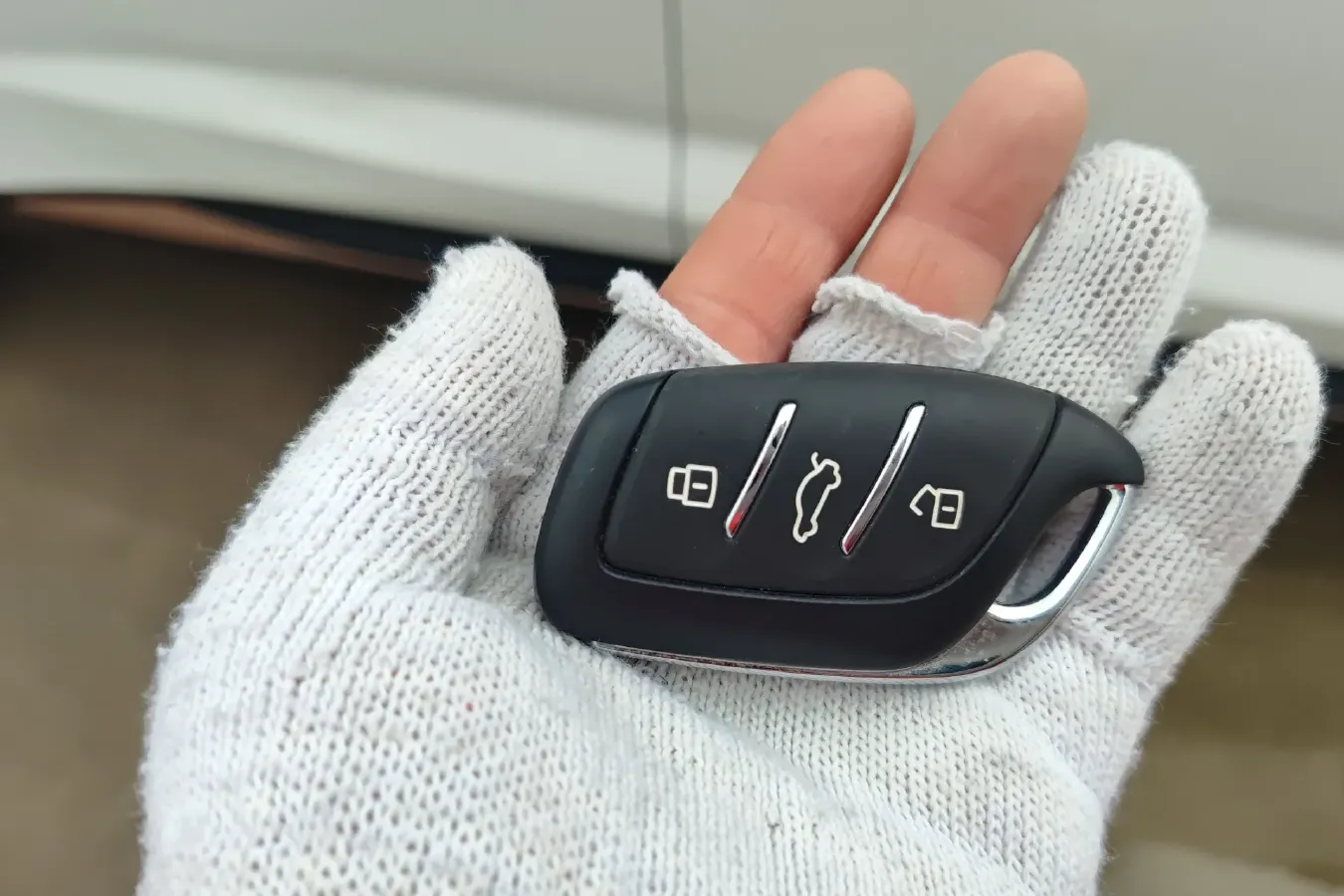 2022 Roewe Whale 2.0T 231HP L4 8AT,autocango,china used car exporter,china ev exporter,chinese used car exporter,chinese used ev exporter