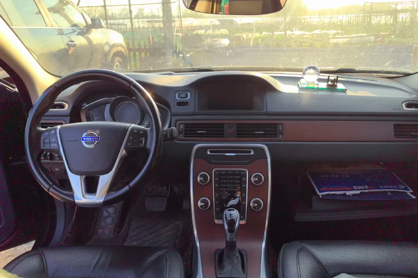 2015 Volvo S80L 2.0T 214HP L5 6AT,autocango,china used car exporter,china ev exporter,chinese used car exporter,chinese used ev exporter