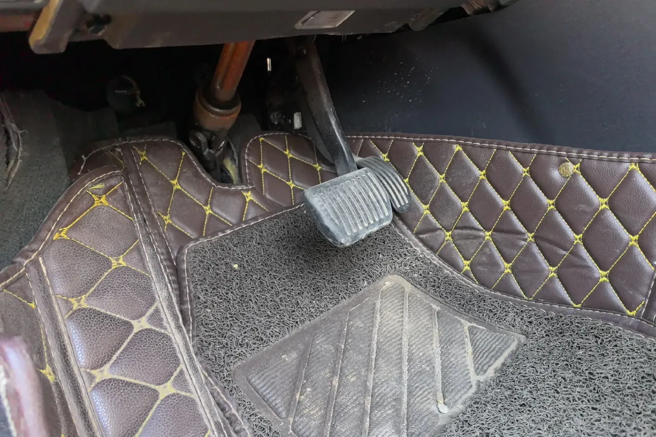 2015 Volvo S80L 2.0T 214HP L5 6AT,autocango,china used car exporter,china ev exporter,chinese used car exporter,chinese used ev exporter