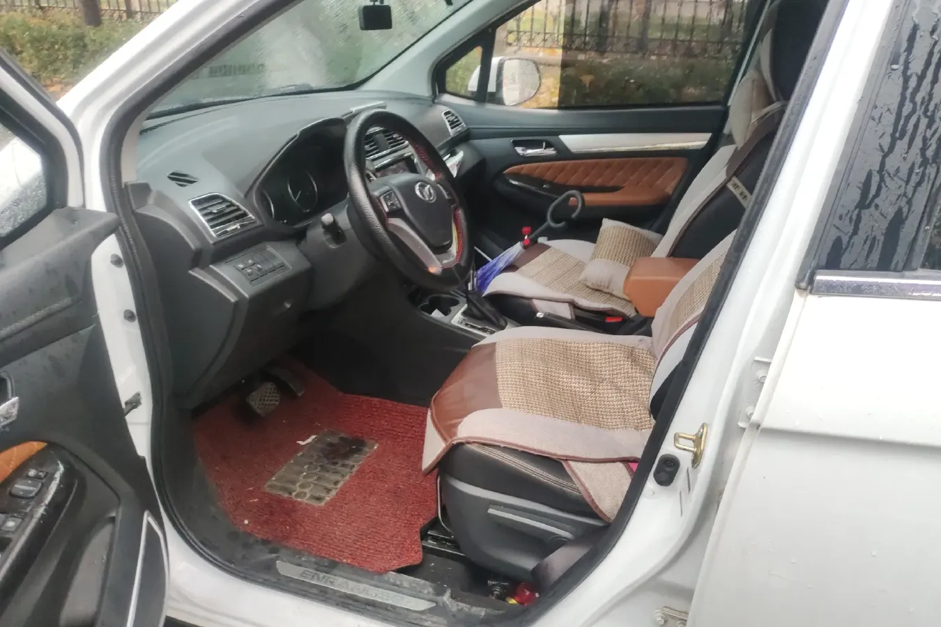 2016 Enranger G5 1.5L 113HP L4 CVT,autocango,china used car exporter,china ev exporter,chinese used car exporter,chinese used ev exporter