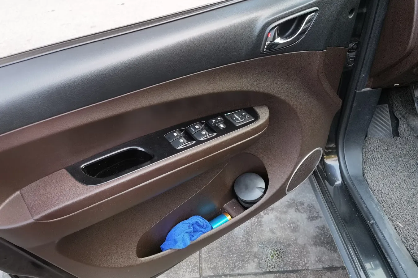 2017 DongFeng Forthing Joyear X3 1.5L 120HP L4 5MT,autocango,china used car exporter,china ev exporter,chinese used car exporter,chinese used ev exporter