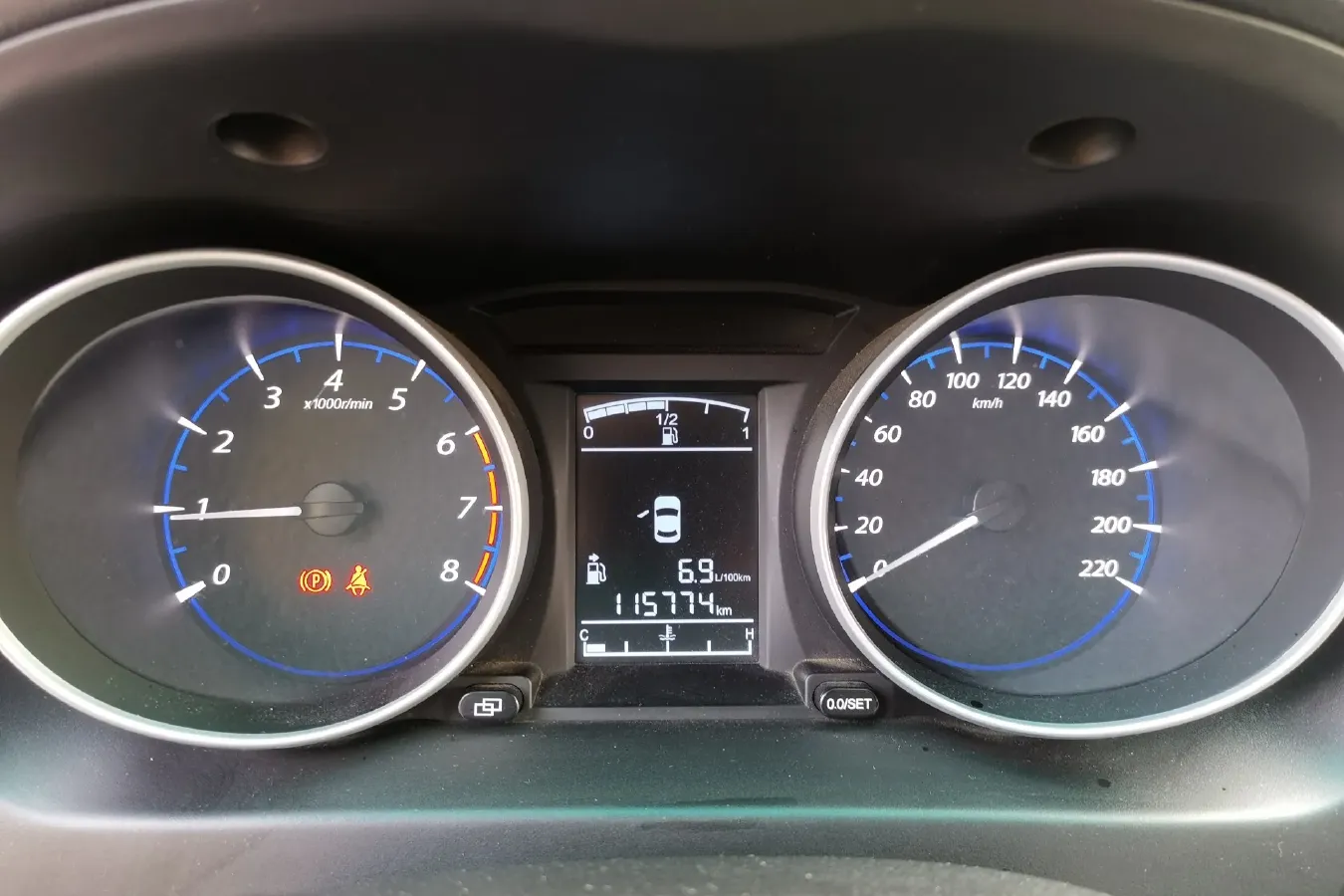 2017 DongFeng Forthing Joyear X3 1.5L 120HP L4 5MT,autocango,china used car exporter,china ev exporter,chinese used car exporter,chinese used ev exporter