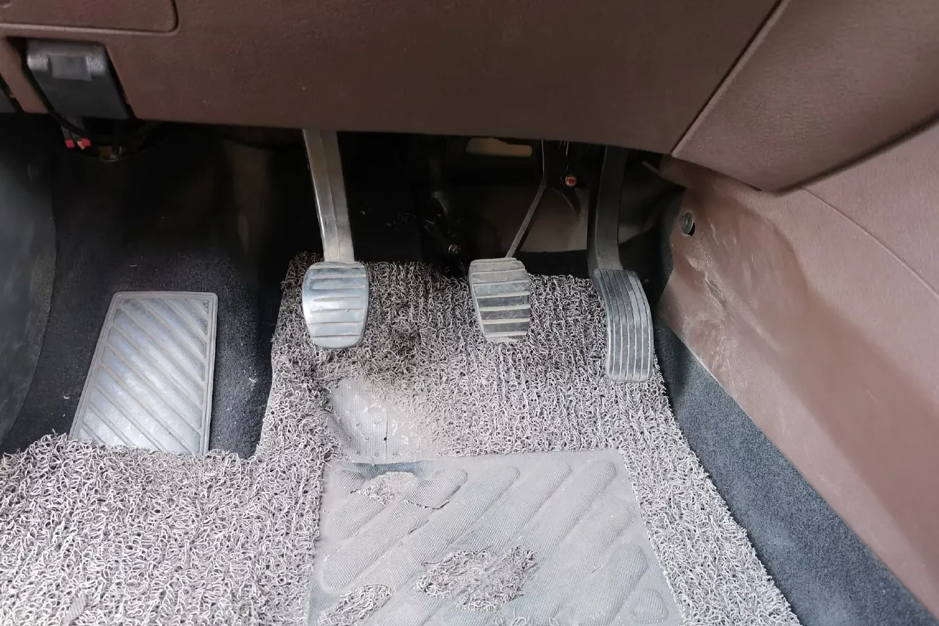 2017 DongFeng Forthing Joyear X3 1.5L 120HP L4 5MT,autocango,china used car exporter,china ev exporter,chinese used car exporter,chinese used ev exporter