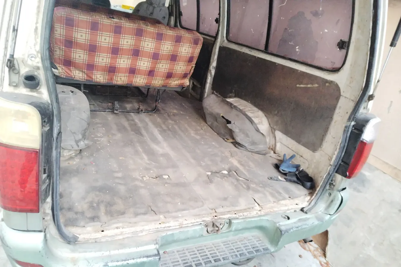 2011 JinBei Sea Lion 2.0L 122HP L4 5MT,autocango,china used car exporter,china ev exporter,chinese used car exporter,chinese used ev exporter