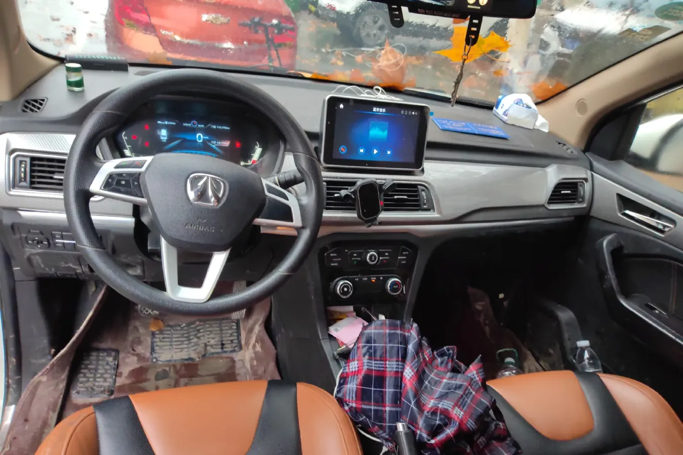 2017 BAIC WeiWang M50F 1.5L 116HP L4 5MT,autocango,china used car exporter,china ev exporter,chinese used car exporter,chinese used ev exporter