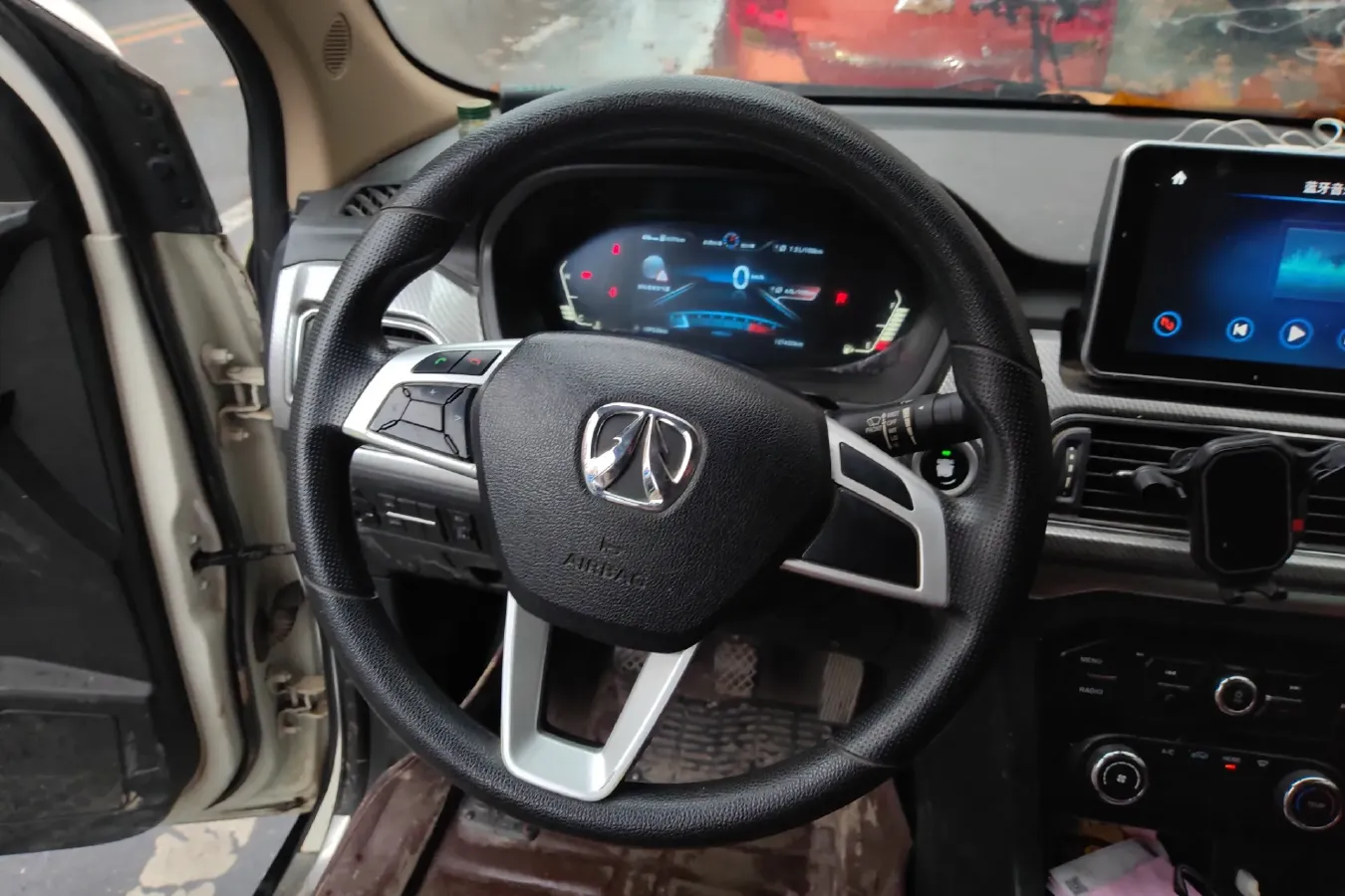 2017 BAIC WeiWang M50F 1.5L 116HP L4 5MT,autocango,china used car exporter,china ev exporter,chinese used car exporter,chinese used ev exporter