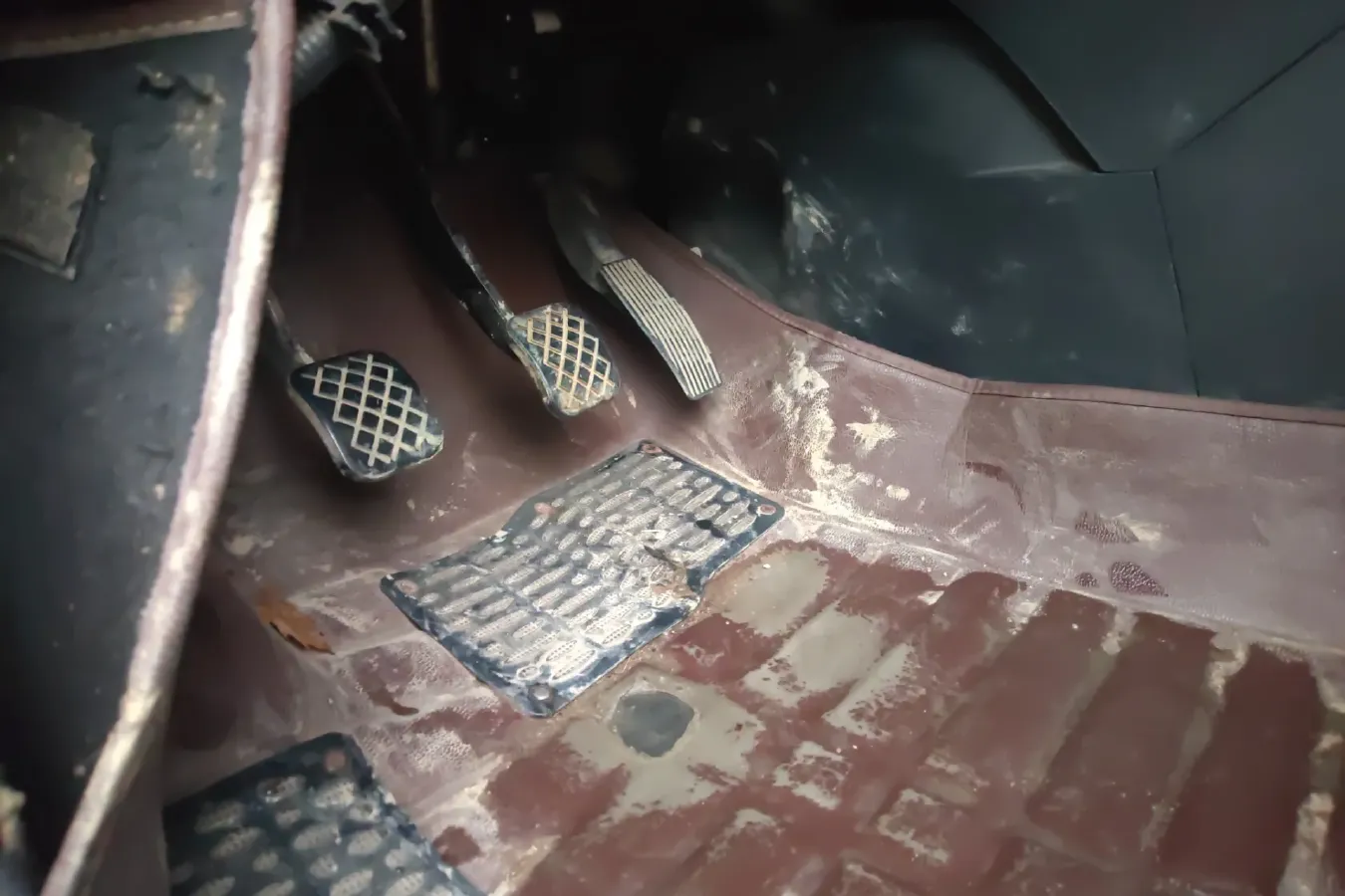 2017 BAIC WeiWang M50F 1.5L 116HP L4 5MT,autocango,china used car exporter,china ev exporter,chinese used car exporter,chinese used ev exporter