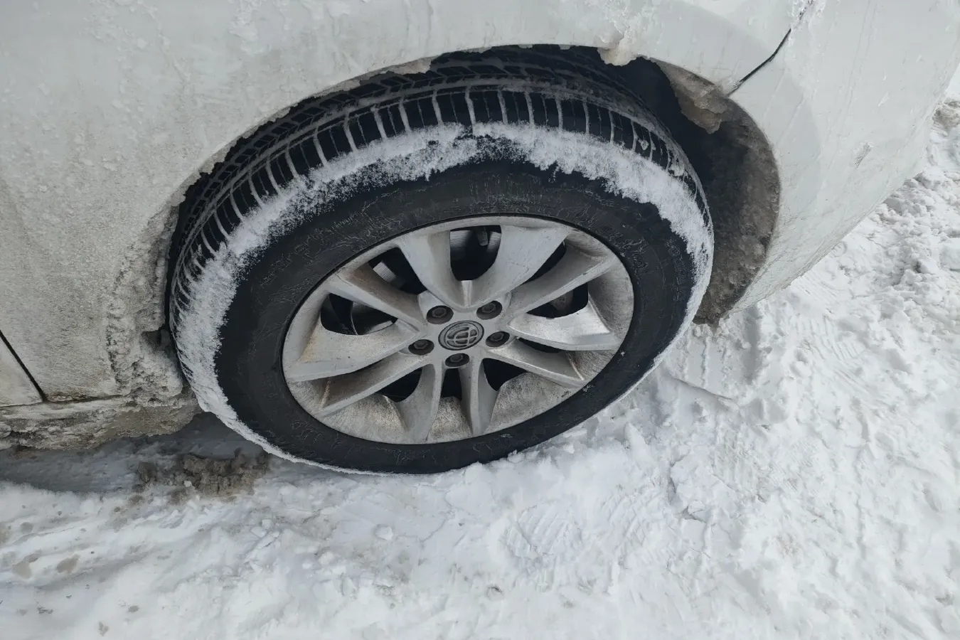 2013 Brilliance Auto H330 1.5L 105HP L4 5MT,autocango,china used car exporter,china ev exporter,chinese used car exporter,chinese used ev exporter