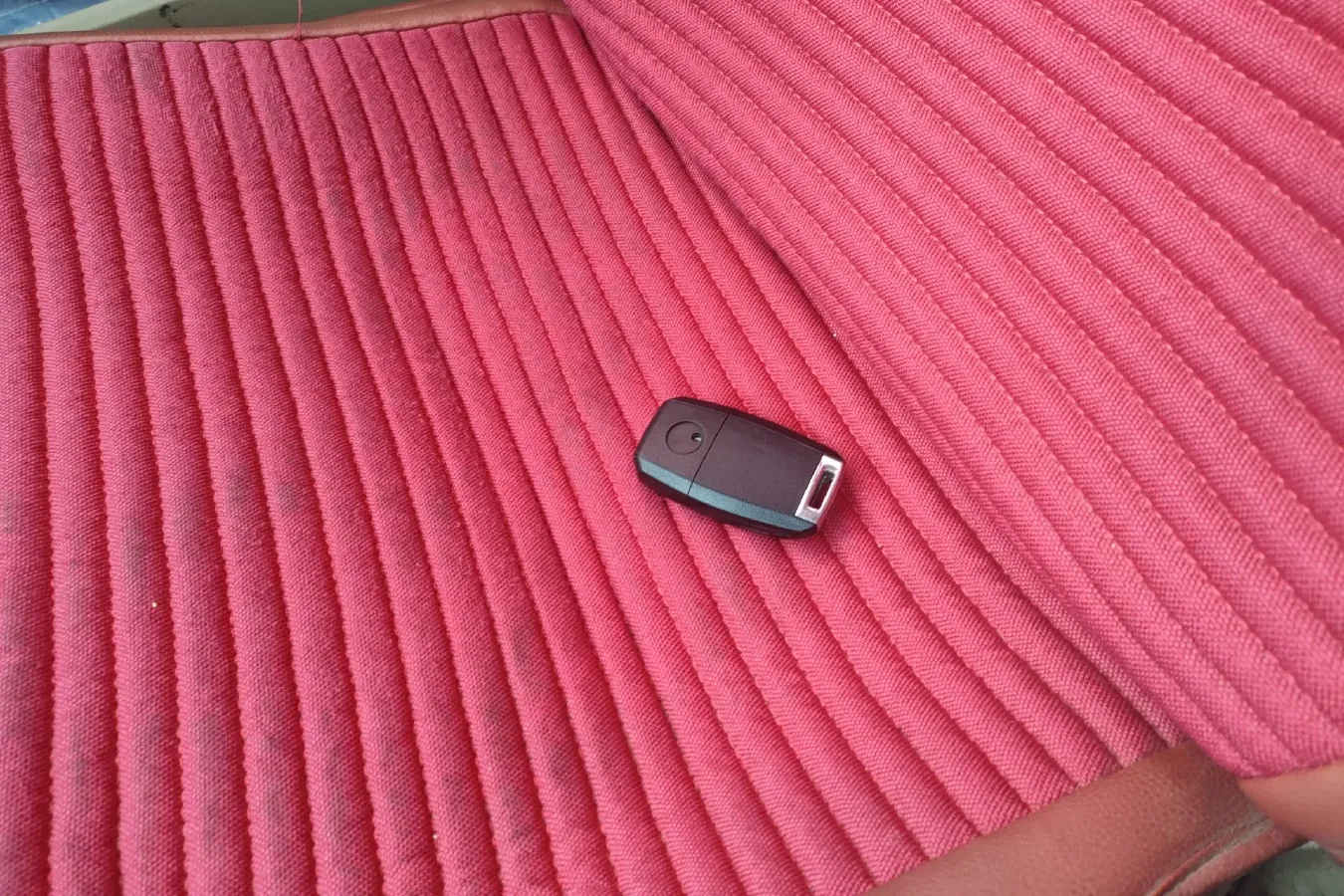 2013 Brilliance Auto H330 1.5L 105HP L4 5MT,autocango,china used car exporter,china ev exporter,chinese used car exporter,chinese used ev exporter