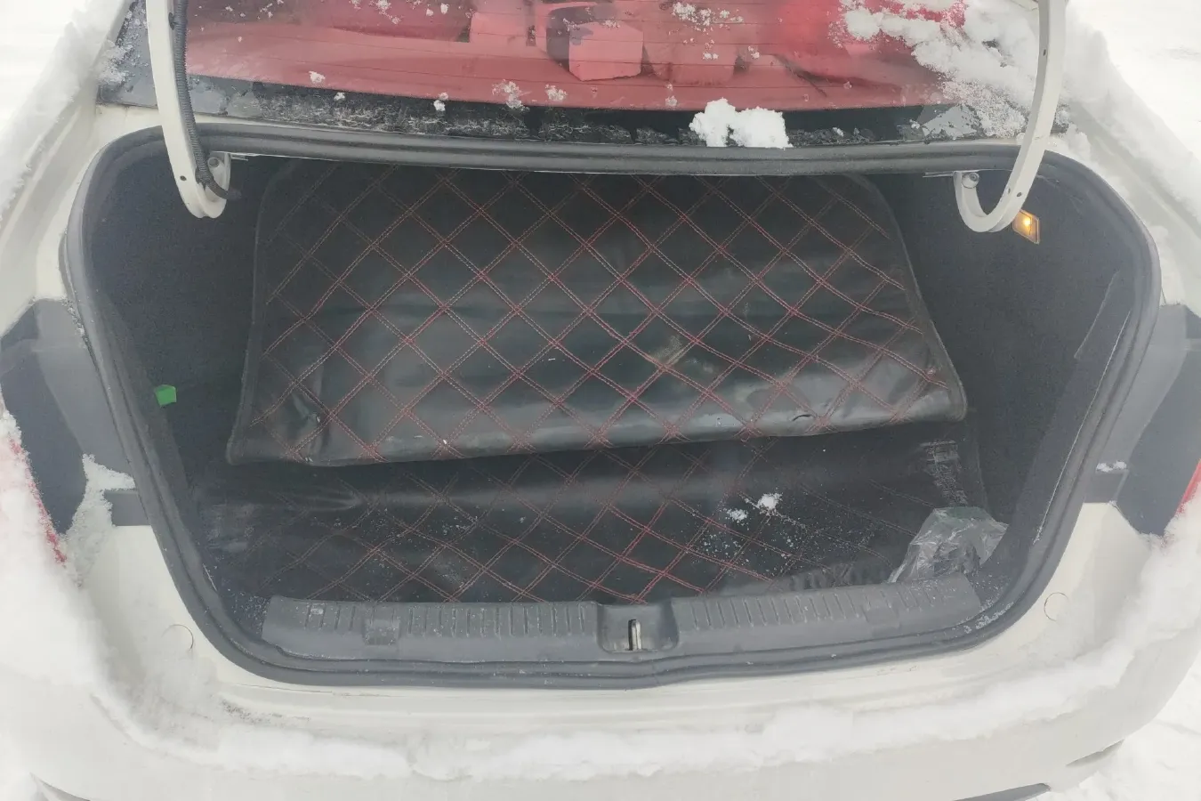 2013 Brilliance Auto H330 1.5L 105HP L4 5MT,autocango,china used car exporter,china ev exporter,chinese used car exporter,chinese used ev exporter