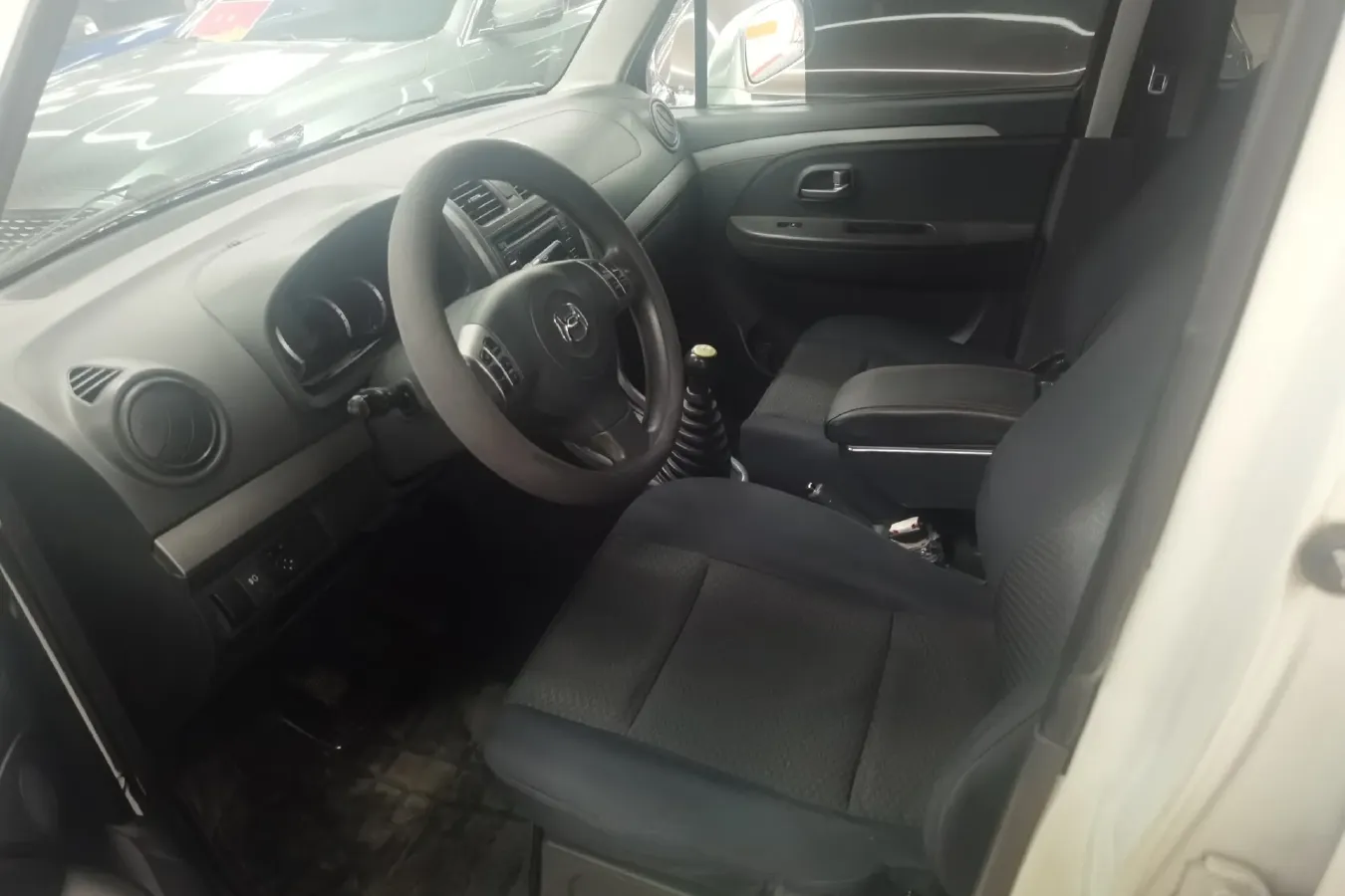 2013 Suzuki Wagon R X5 1.4L 97HP L4 5MT,autocango,china used car exporter,china ev exporter,chinese used car exporter,chinese used ev exporter