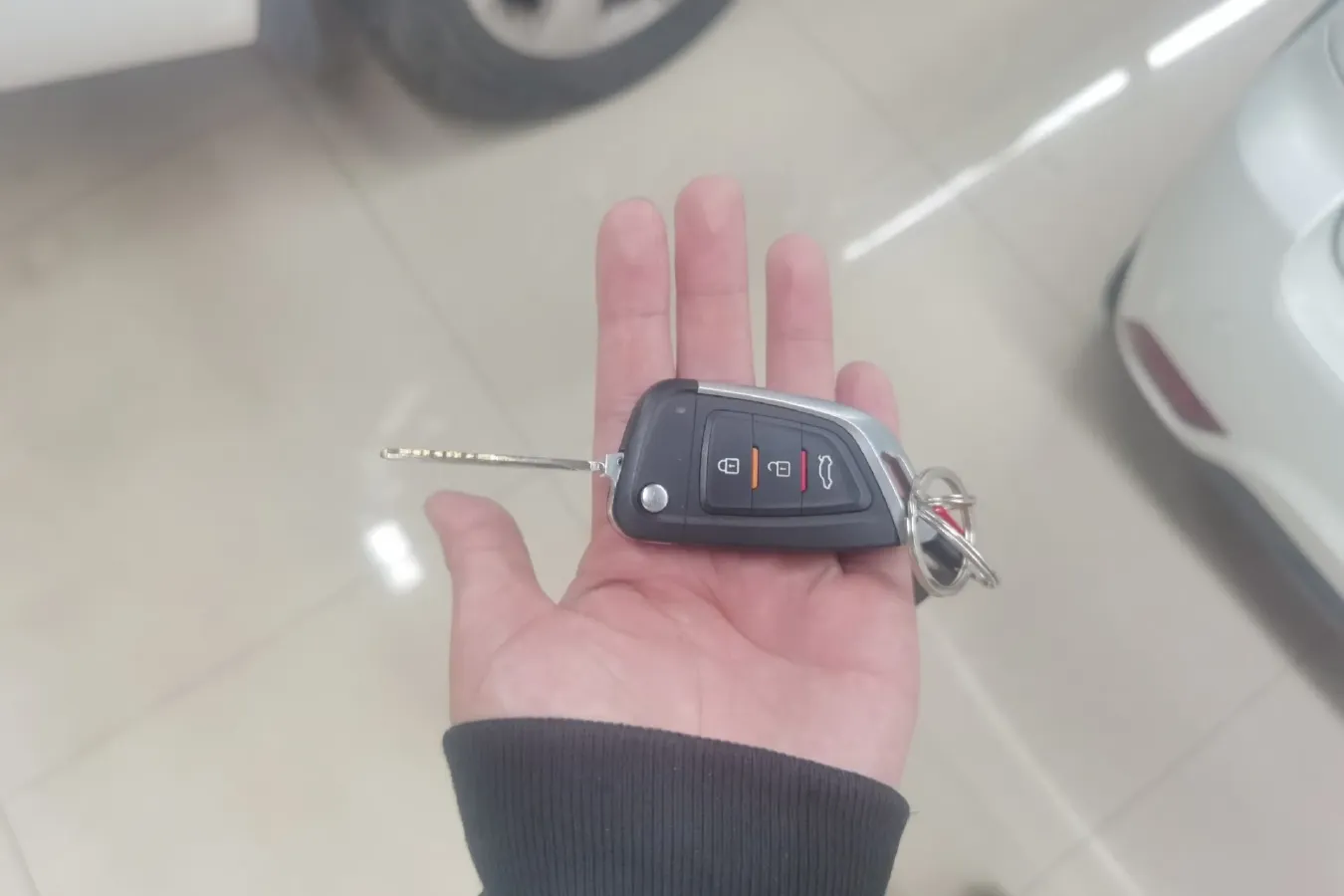 2013 Suzuki Wagon R X5 1.4L 97HP L4 5MT,autocango,china used car exporter,china ev exporter,chinese used car exporter,chinese used ev exporter