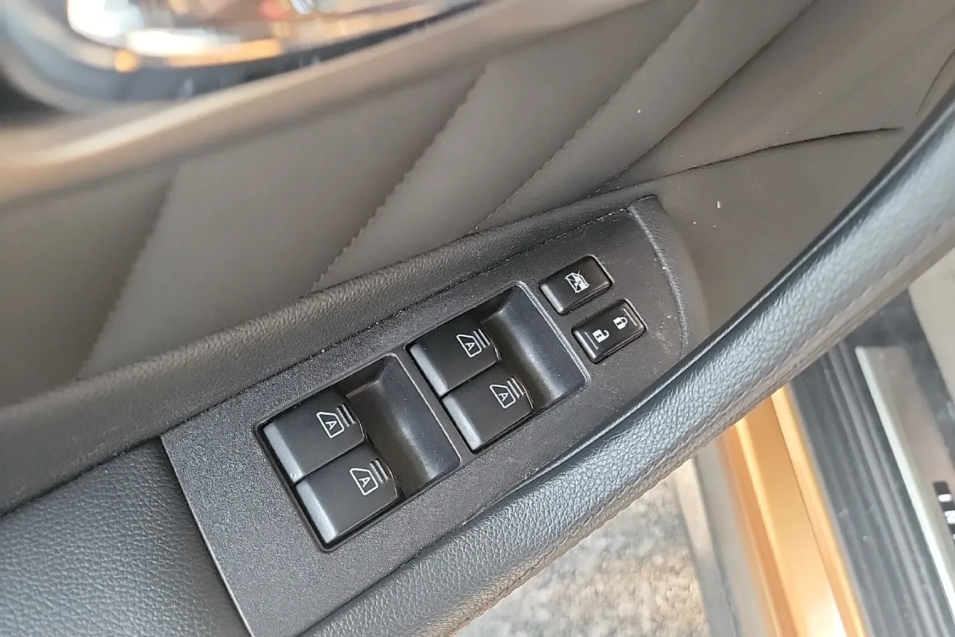 2013 Infiniti QX70 3.7L 351HP V6 7AT,autocango,china used car exporter,china ev exporter,chinese used car exporter,chinese used ev exporter