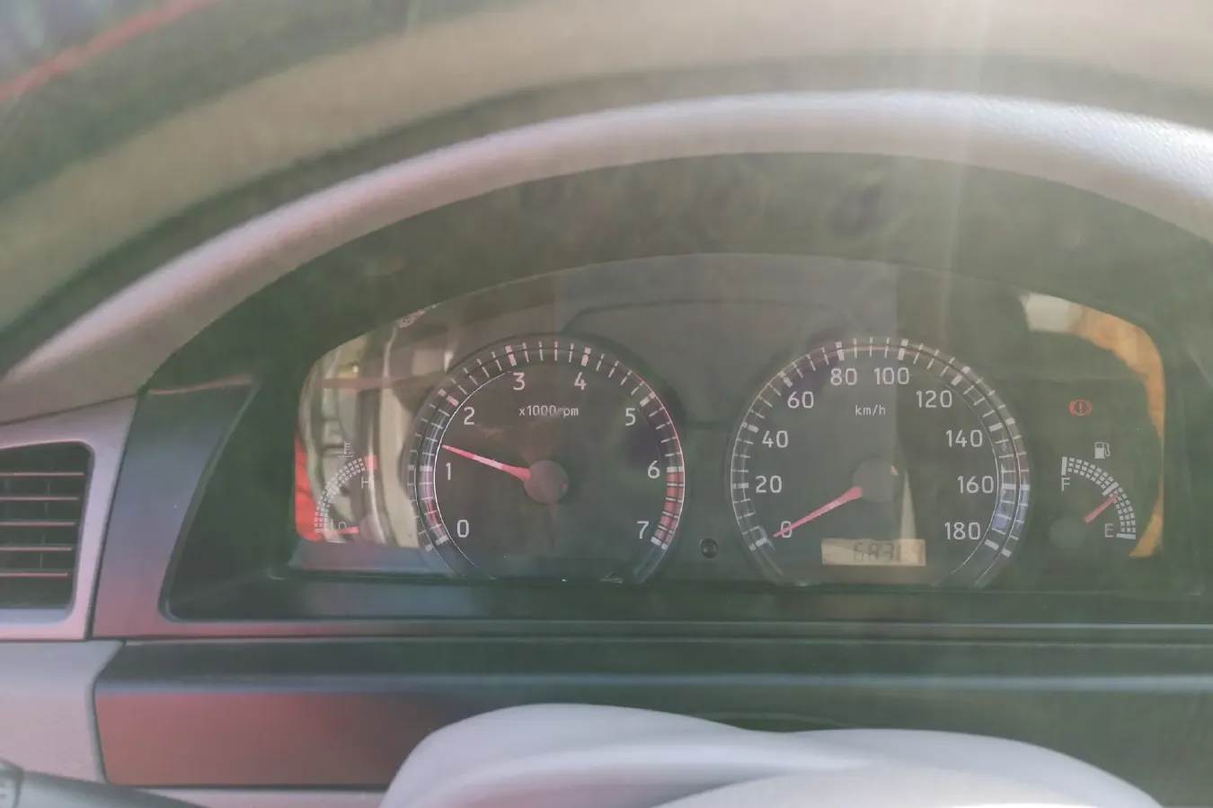 2011 FAW XiaLi N5 1.0L 69HP L3 5MT,autocango,china used car exporter,china ev exporter,chinese used car exporter,chinese used ev exporter