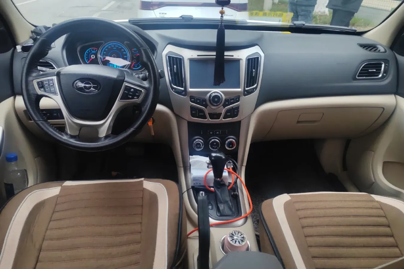 2013 HaiMa S7 2.0L 150HP L4 5AT,autocango,china used car exporter,china ev exporter,chinese used car exporter,chinese used ev exporter