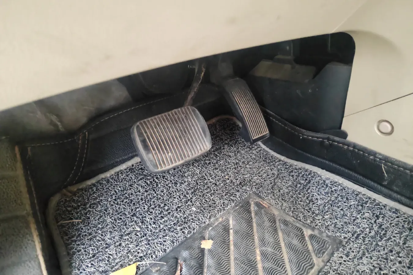 2013 HaiMa S7 2.0L 150HP L4 5AT,autocango,china used car exporter,china ev exporter,chinese used car exporter,chinese used ev exporter