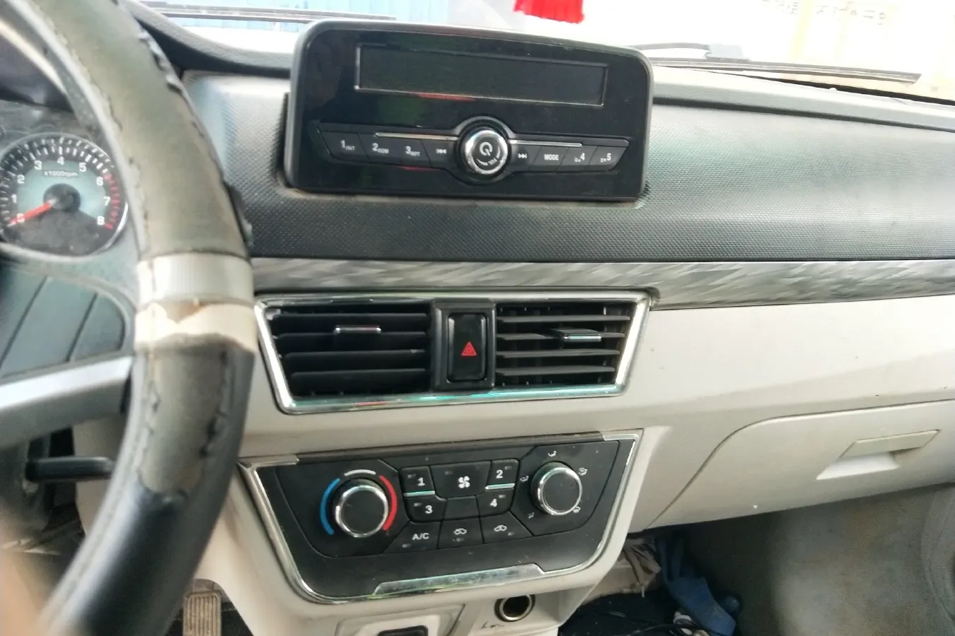 2021 JinBei New Sea Lion S 1.5L 102HP L4 5MT,autocango,china used car exporter,china ev exporter,chinese used car exporter,chinese used ev exporter