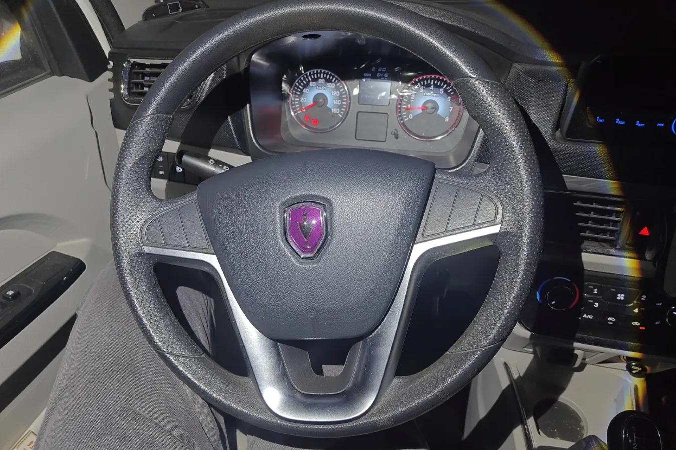 2019 JinBei New Sea Lion S 1.6L 116HP L4 5MT,autocango,china used car exporter,china ev exporter,chinese used car exporter,chinese used ev exporter