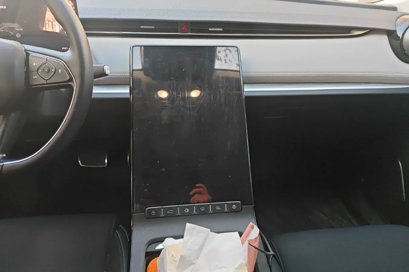 2021 Enovate ME5 Range Extended 98HP REEV 30.6KWH,autocango,china used car exporter,china ev exporter,chinese used car exporter,chinese used ev exporter