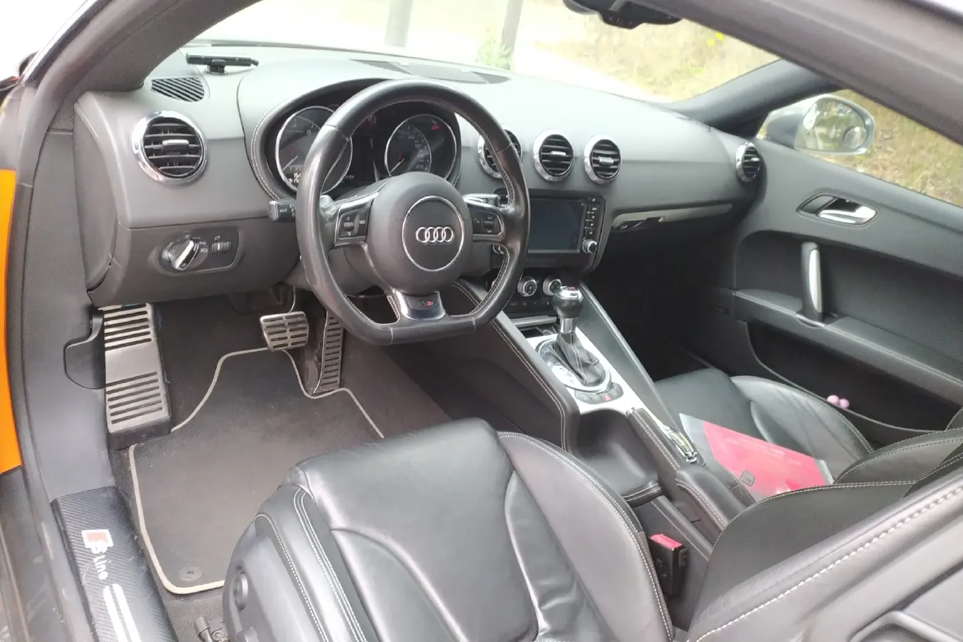 2011 Audi TTS 2.0T 272HP L4 6DCT,autocango,china used car exporter,china ev exporter,chinese used car exporter,chinese used ev exporter