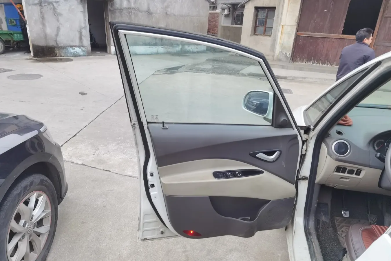 2010 JAC Refine M2 1.8L 143HP L4 5MT,autocango,china used car exporter,china ev exporter,chinese used car exporter,chinese used ev exporter