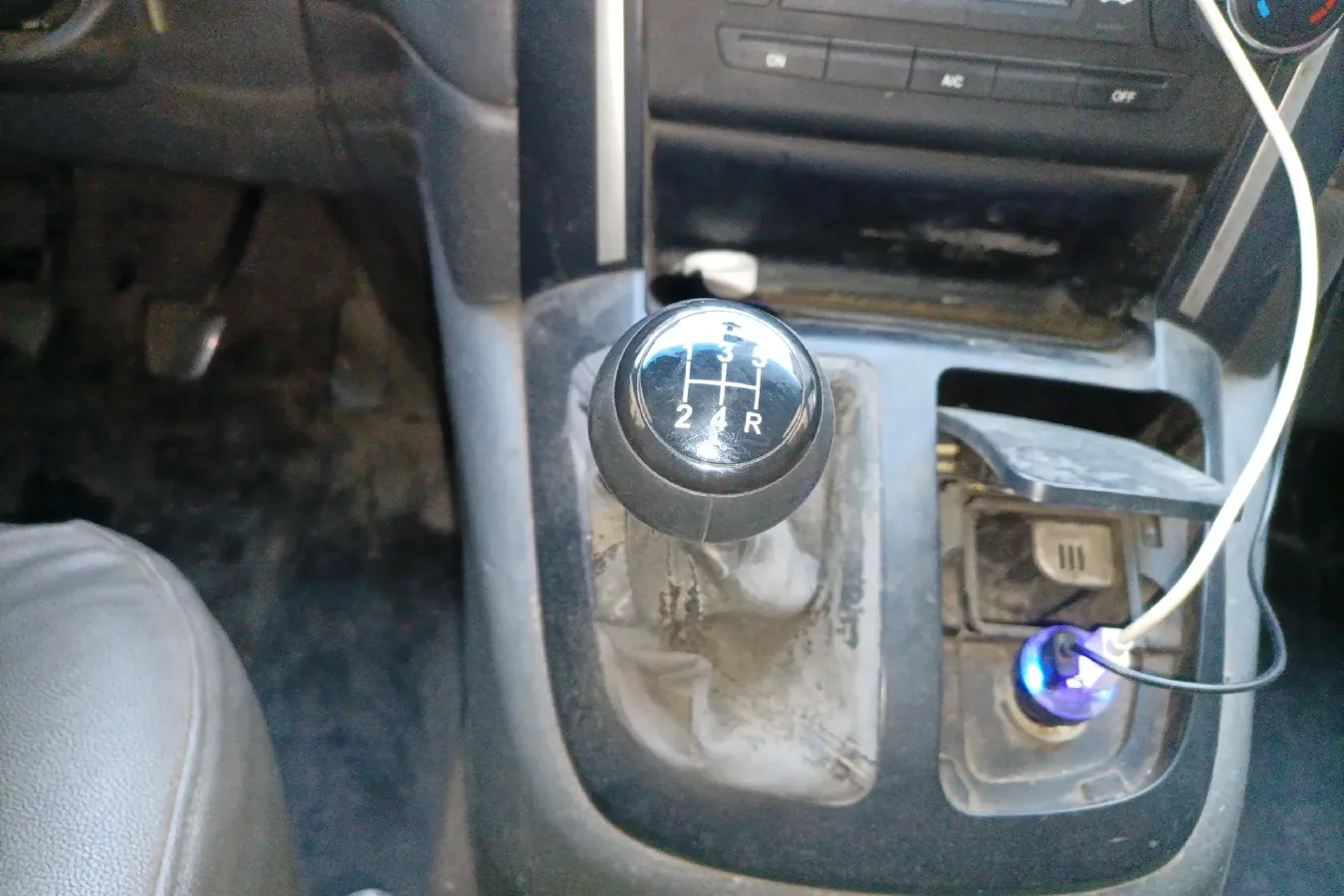 2016 JinBei Grace 2.0L 106HP L4 5MT,autocango,china used car exporter,china ev exporter,chinese used car exporter,chinese used ev exporter