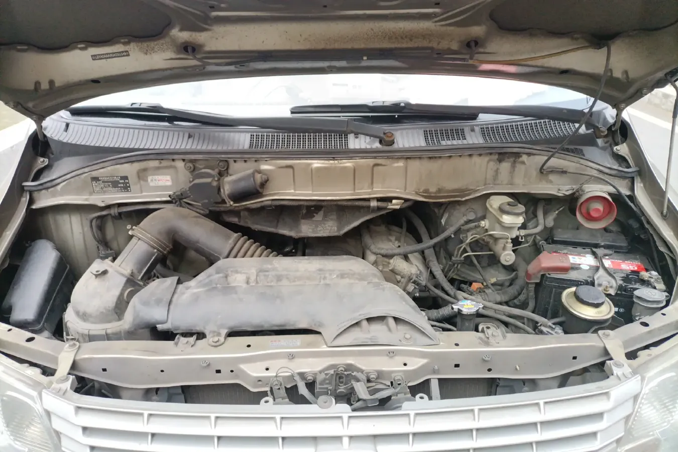 2016 JinBei Grace 2.0L 106HP L4 5MT,autocango,china used car exporter,china ev exporter,chinese used car exporter,chinese used ev exporter