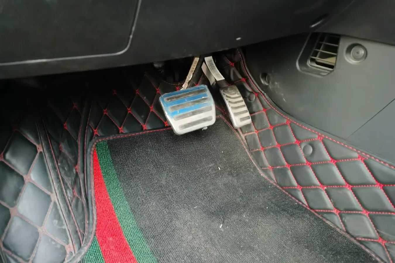 2019 JAC iEV7S BEV 42.8KWH,autocango,china used car exporter,china ev exporter,chinese used car exporter,chinese used ev exporter