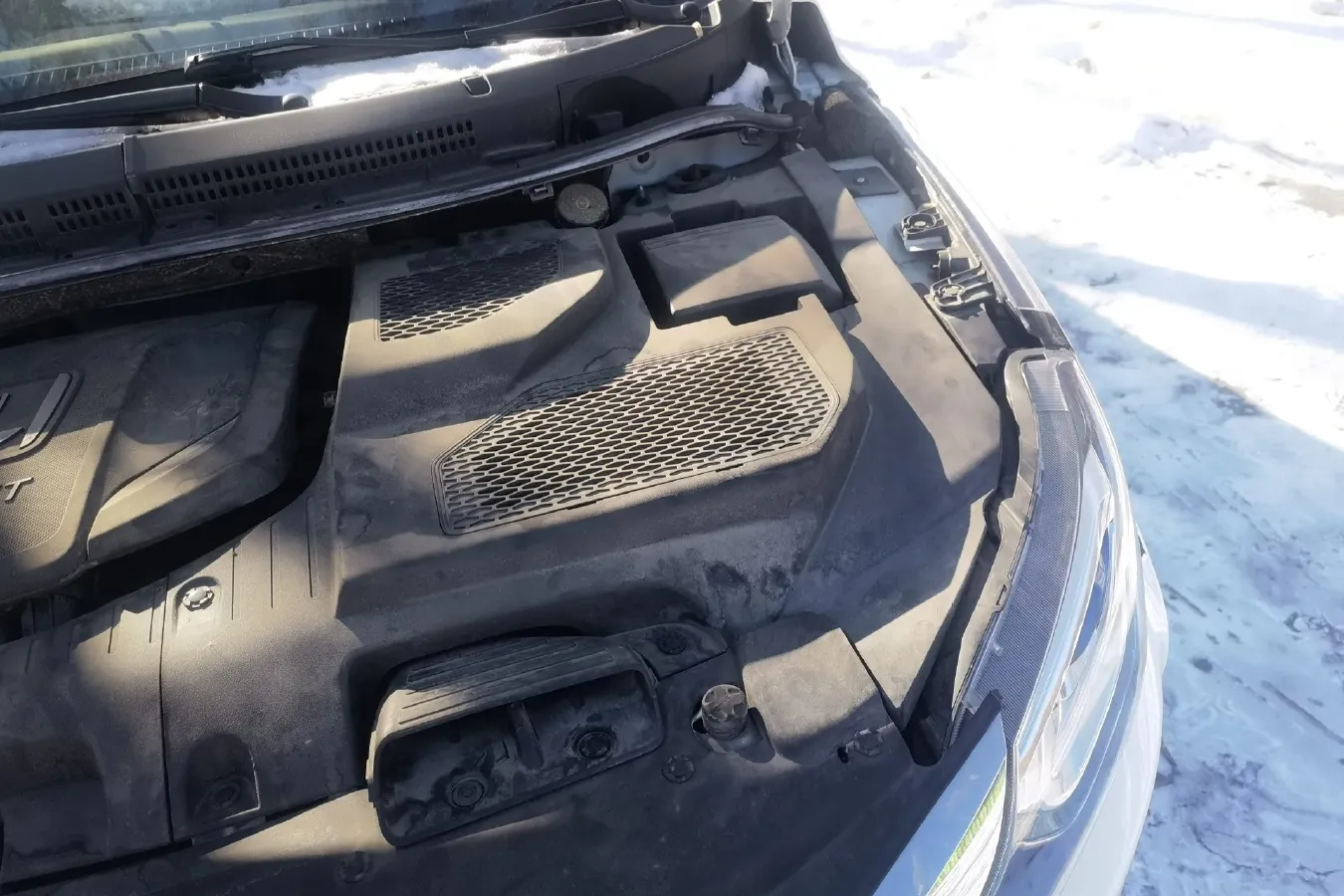 2017 Luxgen U5 SUV 1.6L 124HP L4 CVT,autocango,china used car exporter,china ev exporter,chinese used car exporter,chinese used ev exporter