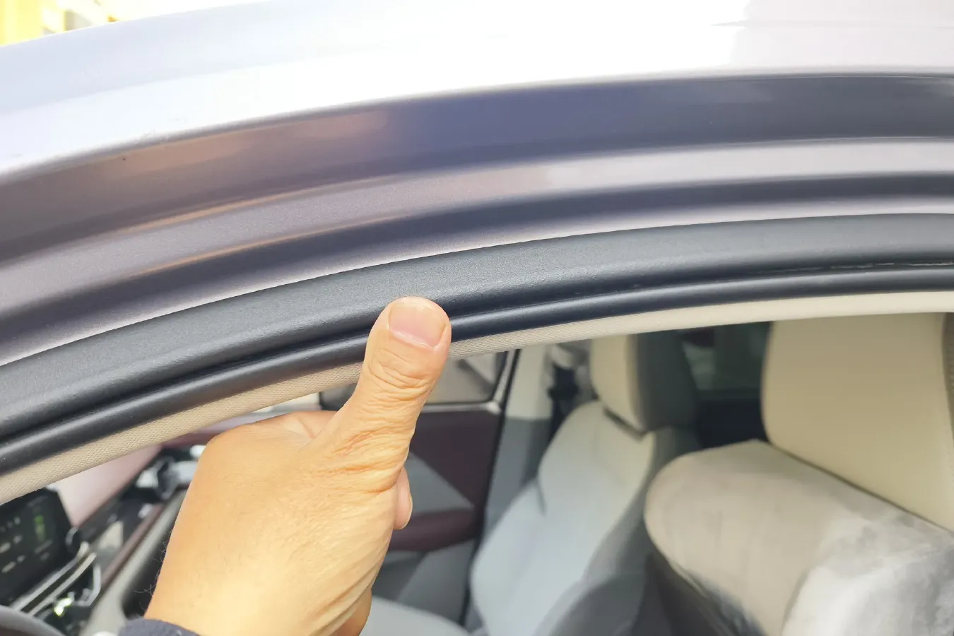 2019 BaoJun RS-5 1.5T 151HP L4 CVT,autocango,china used car exporter,china ev exporter,chinese used car exporter,chinese used ev exporter