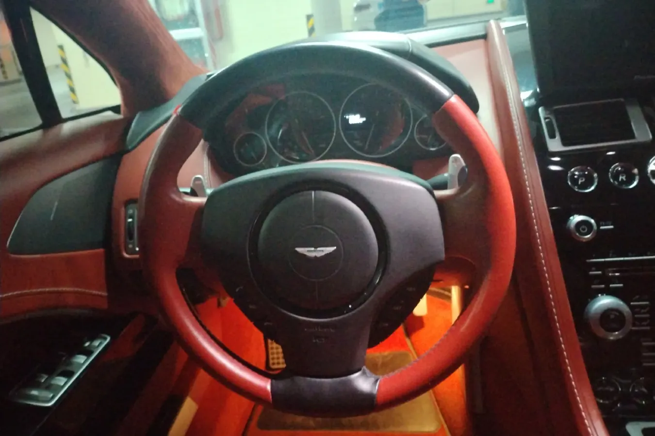 2013 Aston Martin Rapide 6.0L 558HP V12 6AT,autocango,china used car exporter,china ev exporter,chinese used car exporter,chinese used ev exporter