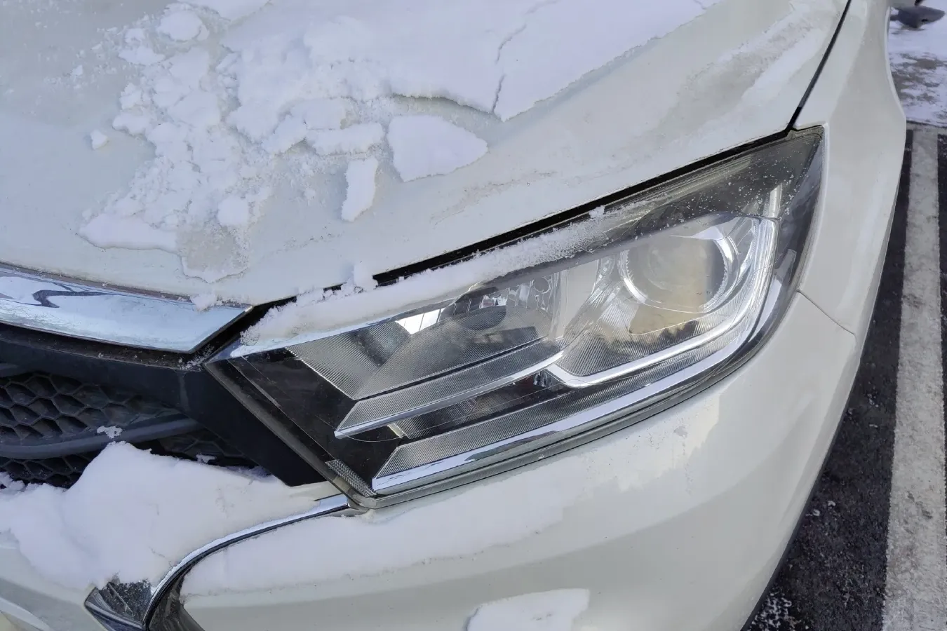 2017 Landwind X2 1.6L 125HP L4 4AT,autocango,china used car exporter,china ev exporter,chinese used car exporter,chinese used ev exporter