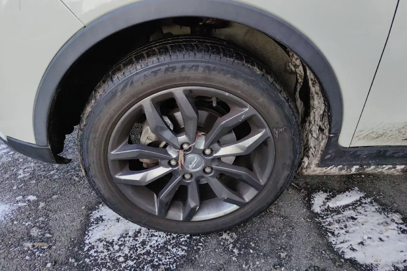 2017 Landwind X2 1.6L 125HP L4 4AT,autocango,china used car exporter,china ev exporter,chinese used car exporter,chinese used ev exporter