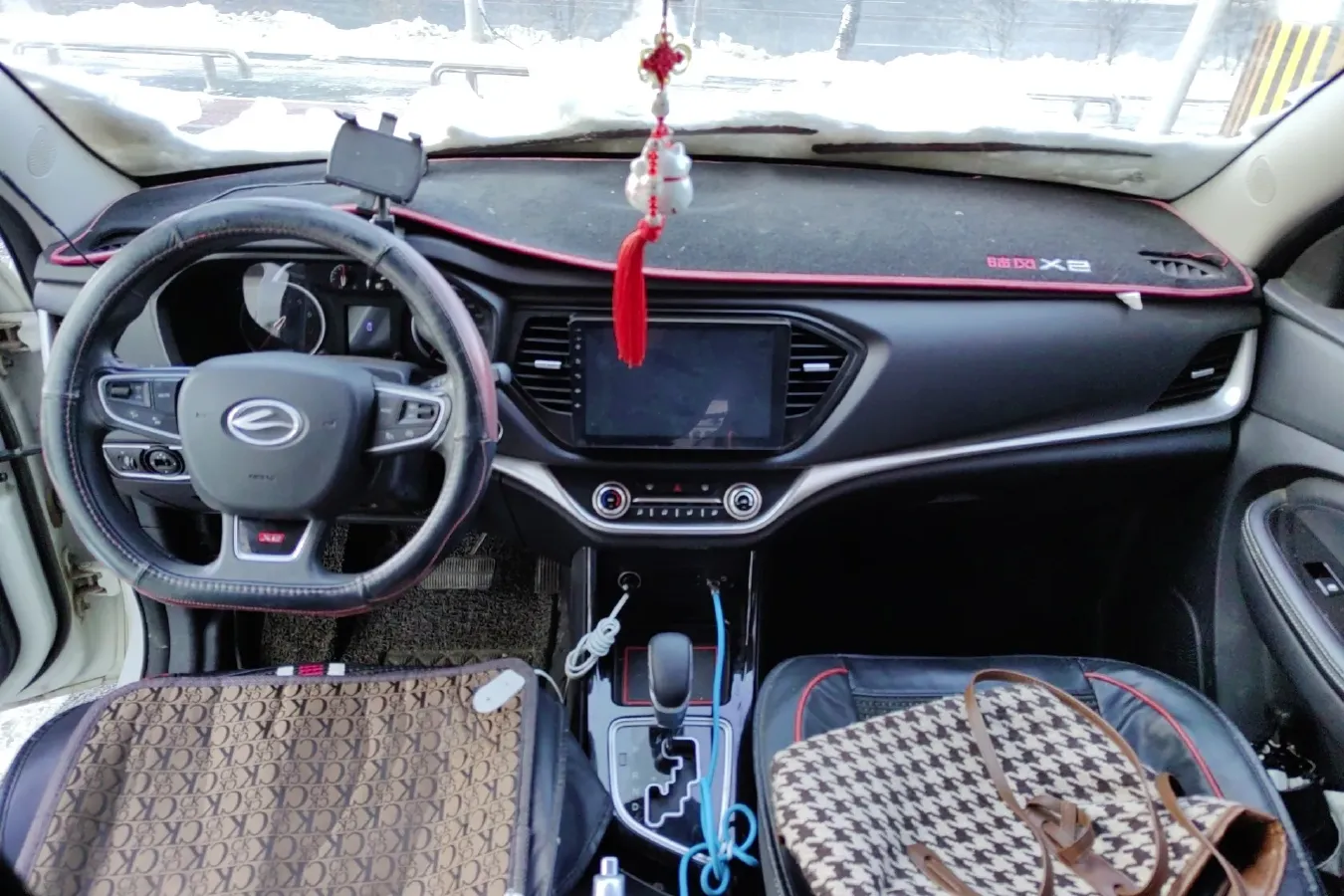 2017 Landwind X2 1.6L 125HP L4 4AT,autocango,china used car exporter,china ev exporter,chinese used car exporter,chinese used ev exporter