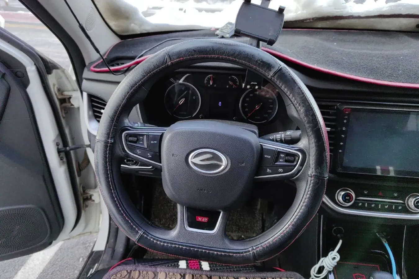 2017 Landwind X2 1.6L 125HP L4 4AT,autocango,china used car exporter,china ev exporter,chinese used car exporter,chinese used ev exporter