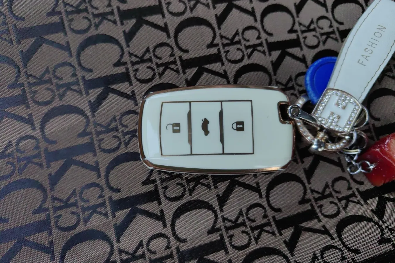 2017 Landwind X2 1.6L 125HP L4 4AT,autocango,china used car exporter,china ev exporter,chinese used car exporter,chinese used ev exporter