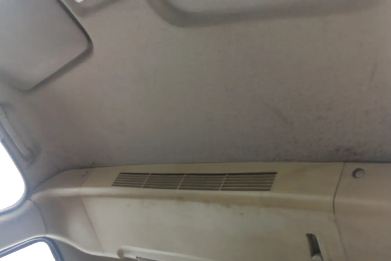 2014 DongFeng Fengon Fengon 330 1.5L 116HP L4 5MT,autocango,china used car exporter,china ev exporter,chinese used car exporter,chinese used ev exporter