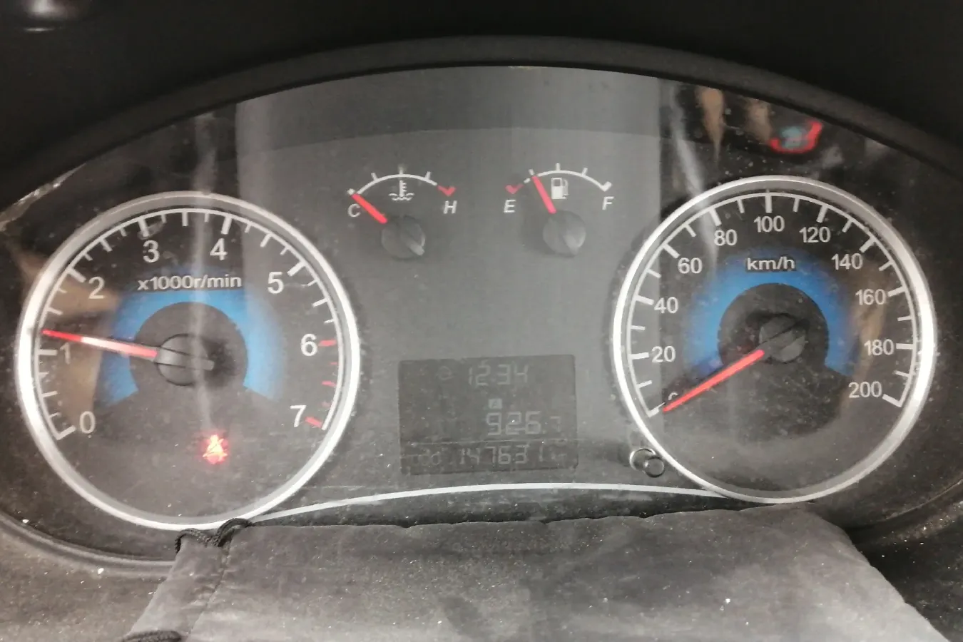 2014 DongFeng Fengon Fengon 330 1.5L 116HP L4 5MT,autocango,china used car exporter,china ev exporter,chinese used car exporter,chinese used ev exporter