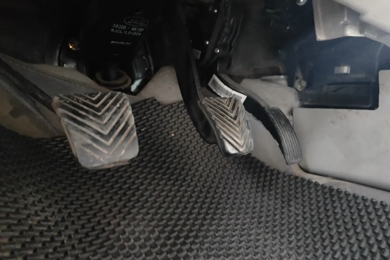 2008 JAC Refine 2.4L 150HP L4 5MT,autocango,china used car exporter,china ev exporter,chinese used car exporter,chinese used ev exporter