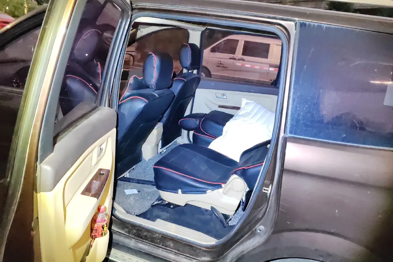 2015 BAIC WeiWang M30 1.5L 116HP L4 5MT,autocango,china used car exporter,china ev exporter,chinese used car exporter,chinese used ev exporter