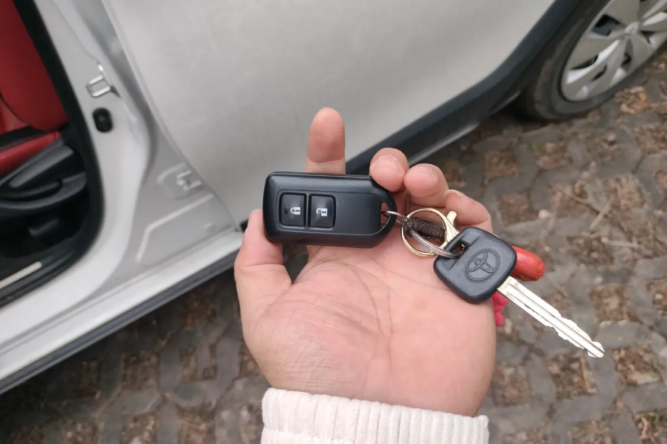 2022 Toyota Yaris L 1.5L 112HP L4 CVT,autocango,china used car exporter,china ev exporter,chinese used car exporter,chinese used ev exporter