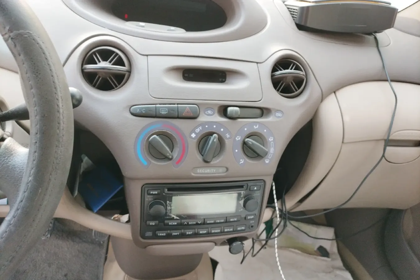 2008 FAW Vela 1.5L 102HP L4 5MT,autocango,china used car exporter,china ev exporter,chinese used car exporter,chinese used ev exporter